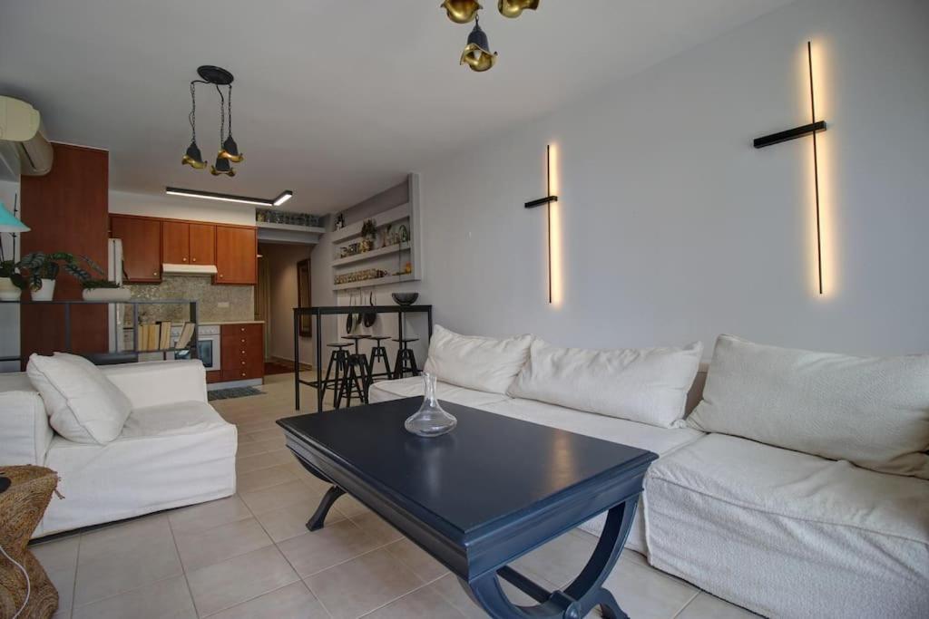 Appartement Elias 1-bedroom On The With Pool