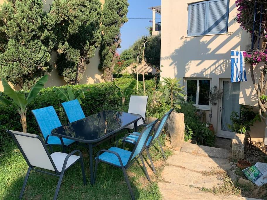 Apartamento Elias 1-bedroom On The With Pool *