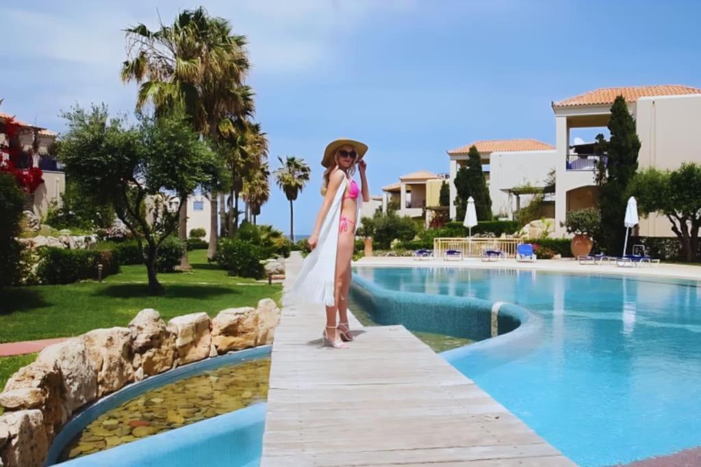 Elias 1-bedroom On The With Pool Apartamento
